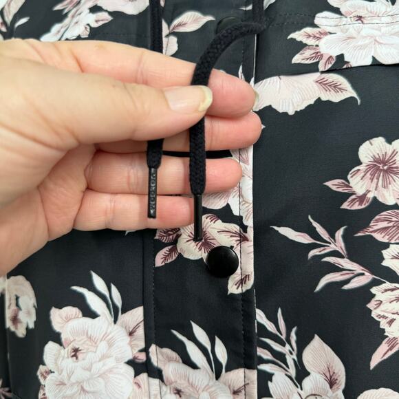 Volcom Floral Windbreaker Jacket Black Lightweight Ski Snowboard Outdoors Size S - Picture 3 of 15